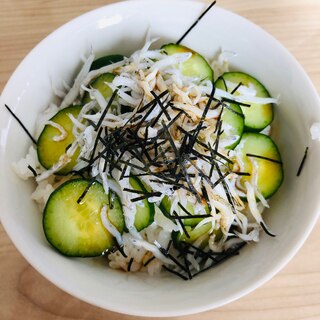 千枚漬けときゅうりとしらすの丼